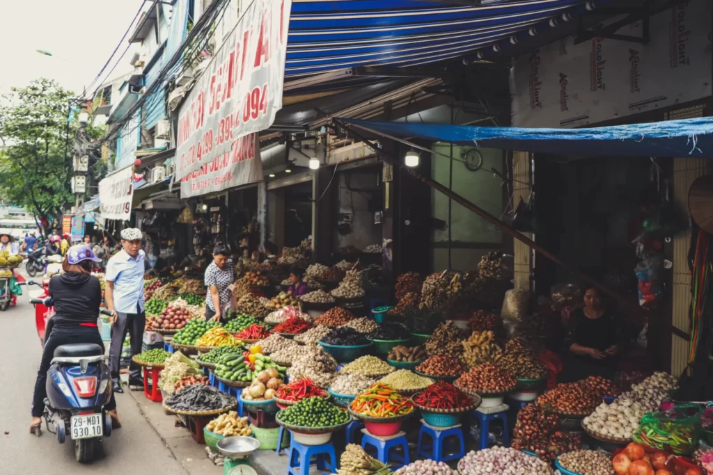 5 Hanoi market